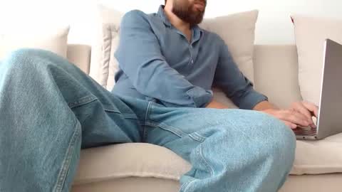 TheMonarchGoat online show from 10/21/25, 06:03