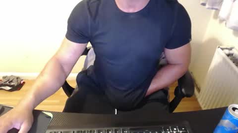 TheMuscleFactory online show from 10/09/25, 06:17