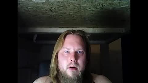 Snapshot of thenewdude1992 chatting on 02/27/25, 09:58 thenewdude1992 online show from 02/27/25, 09:58