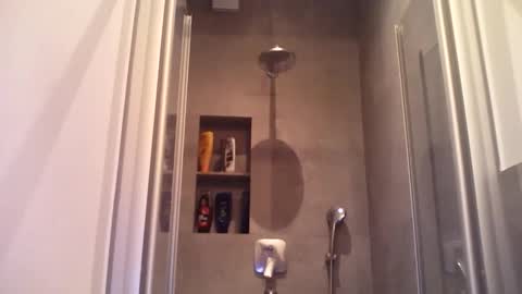 thenewdude1992 online show from 10/24/25, 04:25