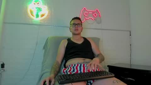 Theo online show from 04/26/26, 11:30