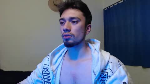 Theo online show from 11/14/25, 04:28