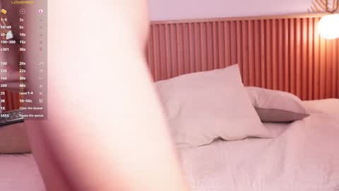  THEO- MATEO  online show from 01/25/25, 08:00