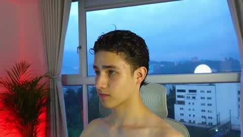  THEO- MATEO  online show from 02/18/25, 11:08