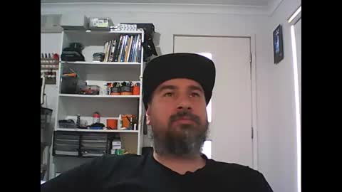 aussiebeard online show from 10/14/25, 04:02