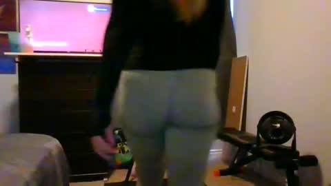 the peach princess  online show from 01/11/25, 07:59