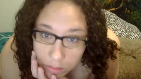 Amelia online show from 06/17/26, 08:21