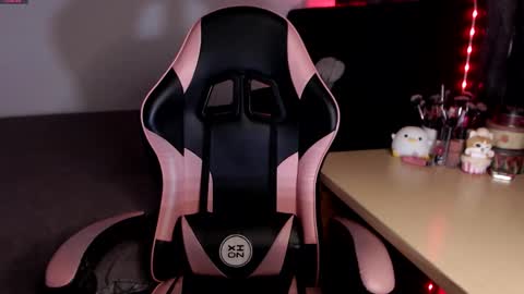 Sara online show from 03/23/26, 05:17