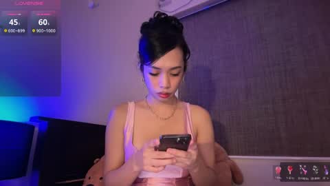 Amber DONT FORGET TO FOLLOW ME AND THUMBS UP online show from 04/19/26, 08:33