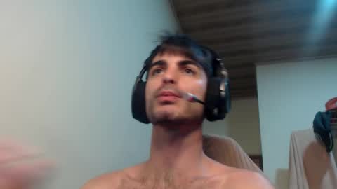 Santiago Enrique online show from 02/10/25, 05:47