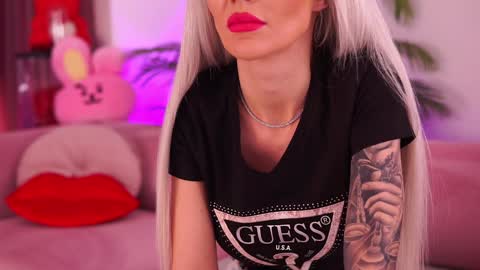 Deea  online show from 02/02/25, 01:52