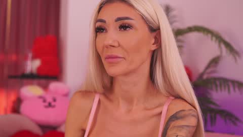 Deea  online show from 11/02/25, 09:11