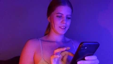  newgirl blonde pawg stripper online show from 05/31/26, 05:59