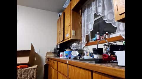 therizzler_1_of_1 online show from 12/20/24, 12:38