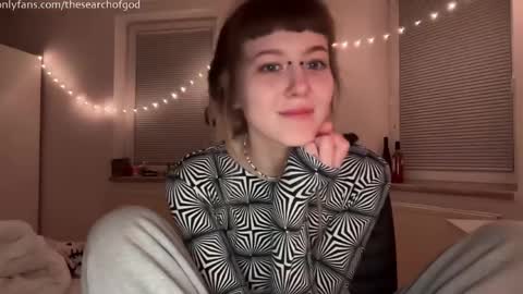 LISA                                            online show from 04/01/26, 06:27