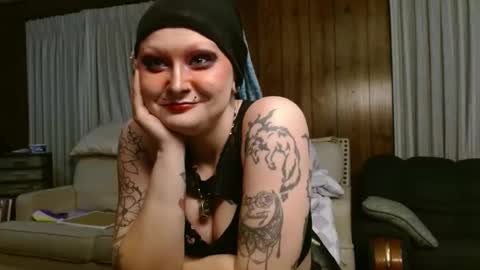 Siren of the Fae online show from 04/14/26, 12:38