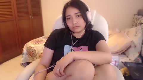 Mai online show from 09/26/25, 02:21