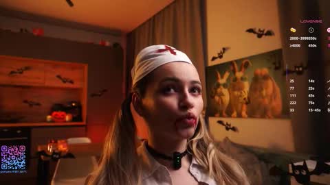 Snapshot of thetimeshavecome chatting on 10/31/25, 03:24 Mia online show from 10/31/25, 03:24