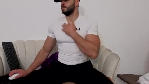 TheTopAlex online show from 11/10/25, 03:38