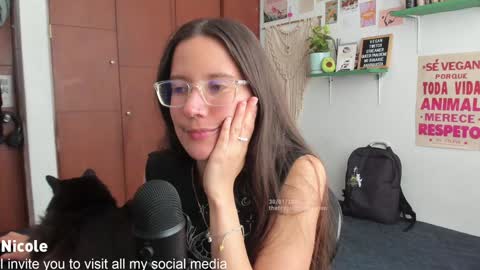 Snapshot of thetropicalseduction chatting on 01/30/25, 06:54 Nicole online show from 01/30/25, 06:54