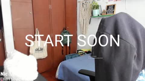 Snapshot of thetropicalseduction chatting on 12/03/25, 02:15 Nicole online show from 12/03/25, 02:15