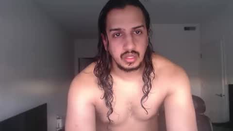 Snapshot of theworldisavampire09 chatting on 04/25/26, 12:02 Vampiro online show from 04/25/26, 12:02