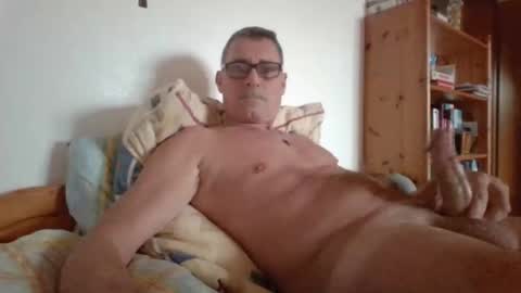 Snapshot of thhe13 chatting on 02/22/26, 01:20 thhe13 online show from 02/22/26, 01:20