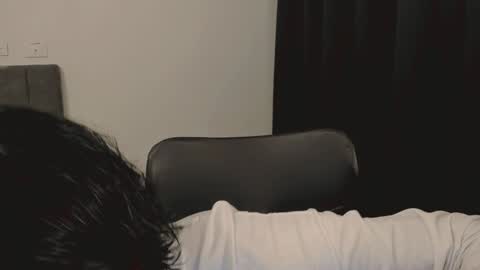 Snapshot of thiaan__ chatting on 01/11/25, 02:20 thiaan__ online show from 01/11/25, 02:20