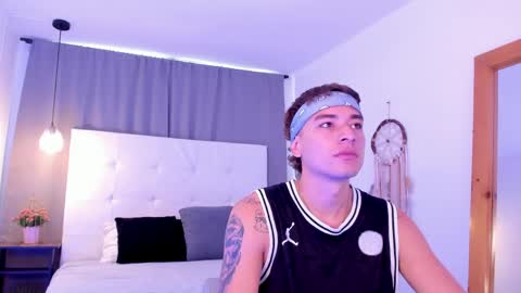 Thiago  online show from 04/02/26, 01:31