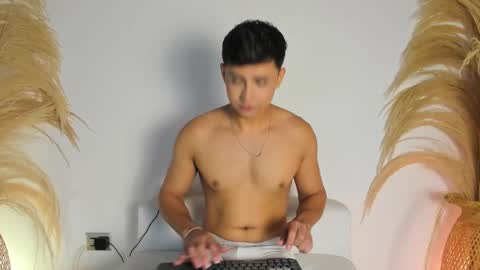 Thiago  online show from 10/13/25, 06:41