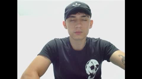 Snapshot of thiago_deseo69 chatting on 09/18/25, 10:45 thiago_deseo69 online show from 09/18/25, 10:45