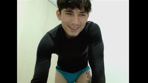 Snapshot of thiago_deseo69 chatting on 10/14/25, 12:00 thiago_deseo69 online show from 10/14/25, 12:00