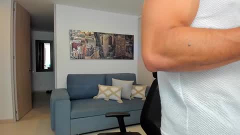 thiago_driussi online show from 02/04/25, 08:35