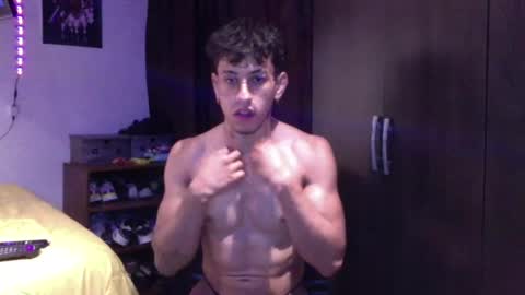 Snapshot of thiago_happy chatting on 02/27/25, 02:32 thiago_happy online show from 02/27/25, 02:32