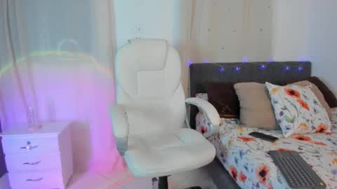 Snapshot of thiago_james69 chatting on 01/17/26, 02:05 Manuel online show from 01/17/26, 02:05