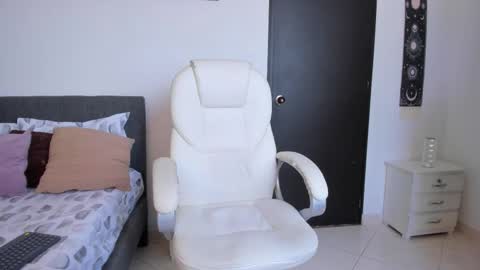 Snapshot of thiago_james69 chatting on 03/01/26, 03:03 Manuel online show from 03/01/26, 03:03