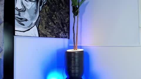 Snapshot of thiagoferrari1 chatting on 03/07/25, 05:18 thiago online show from 03/07/25, 05:18