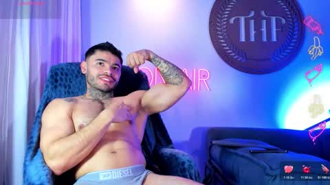 Snapshot of thiagoferrari1 chatting on 10/26/25, 01:00 thiago online show from 10/26/25, 01:00