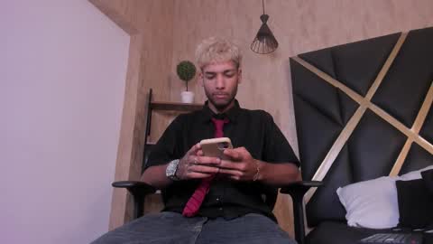 ThiagoFerreti online show from 09/18/25, 03:41