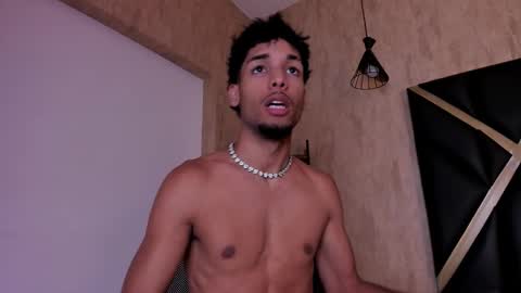 ThiagoFerreti online show from 10/18/25, 03:20