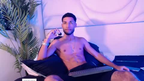 ThiagoFerreti online show from 04/14/26, 03:12