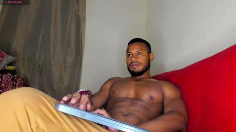 Thiago Instagram   online show from 10/27/25, 11:52