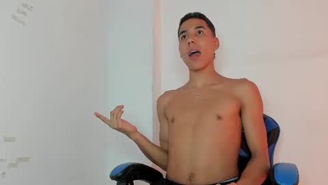 thiagosexy005 online show from 06/21/26, 12:35