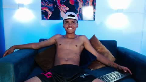 Snapshot of thiagosterling chatting on 03/28/26, 11:37 Thiago online show from 03/28/26, 11:37