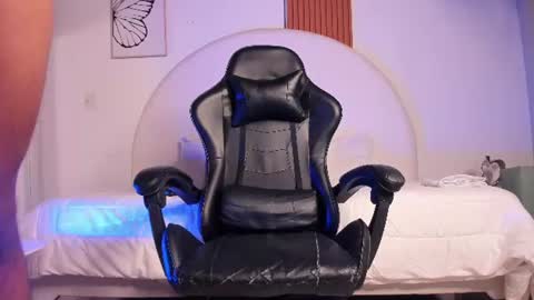 Snapshot of thiagovega_ chatting on 06/25/26, 05:23 thiagovega_ online show from 06/25/26, 05:23