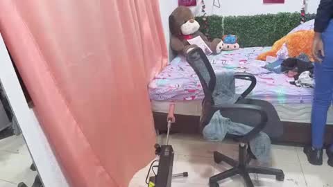 Snapshot of thiana_horny chatting on 07/15/26, 12:10 thiana_horny online show from 07/15/26, 12:10