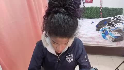 Snapshot of thiana_horny chatting on 07/17/26, 02:13 thiana_horny online show from 07/17/26, 02:13