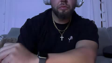 thiccbull12 online show from 02/15/26, 06:54