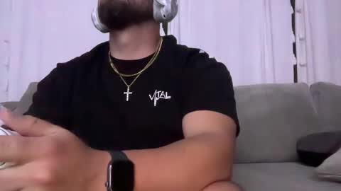 thiccbull12 online show from 02/15/26, 07:51