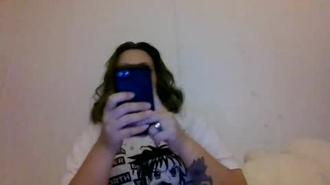 Snapshot of thickassazn93 chatting on 11/18/25, 11:47 thickassazn93 online show from 11/18/25, 11:47